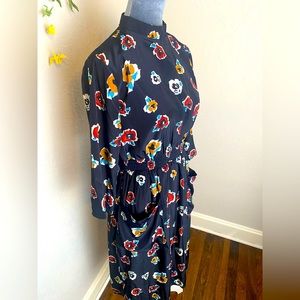 Roolee Women's Floral Dress with Elastic Waist Band and Front Pockets Size M